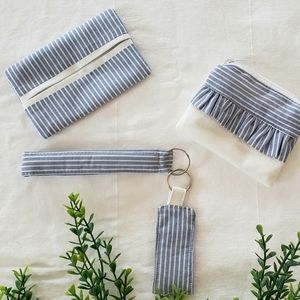 4 pcs on the go essentials (handmade)